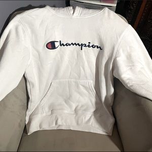 White CHAMPION Boys size XL.